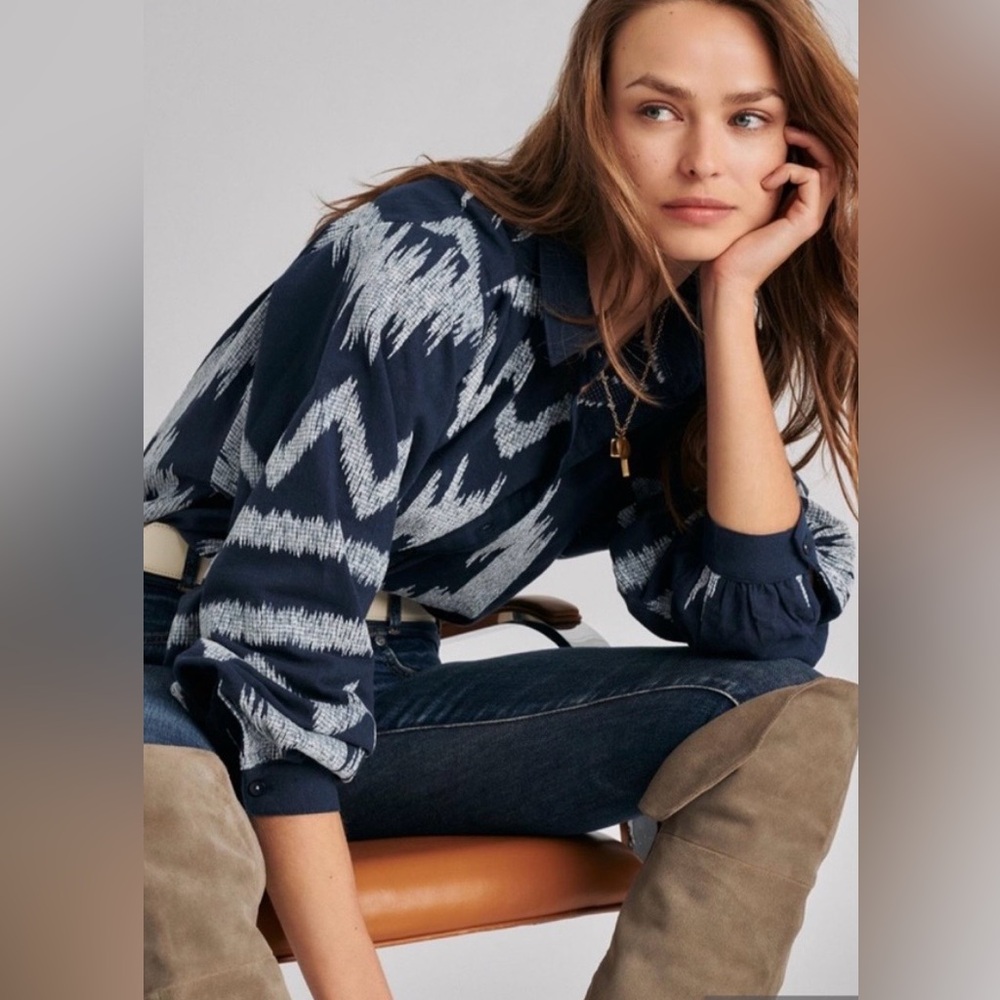Pilcro The Romy relaxed navy button down
